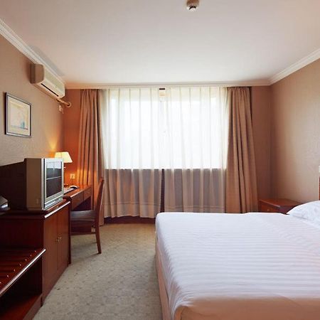 Starway International Sports Hotel Pekín Habitación foto